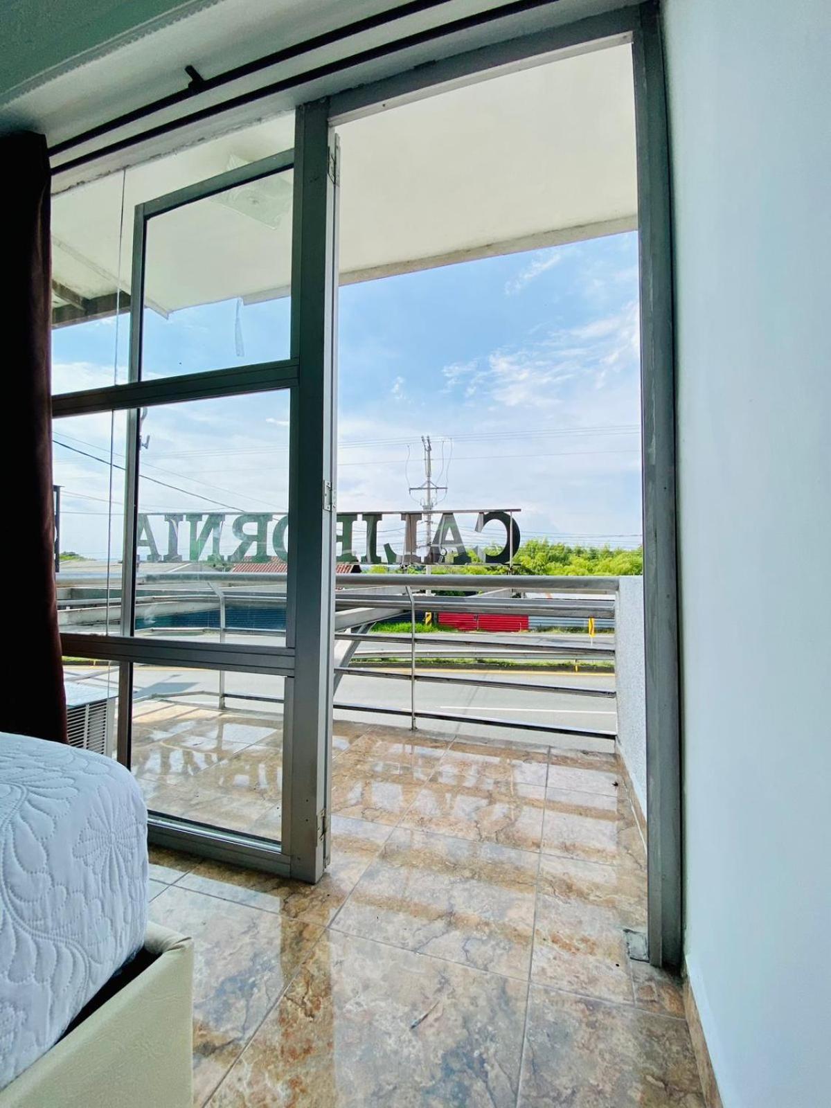 Hotel West California Puerto Espejo Ngoại thất bức ảnh