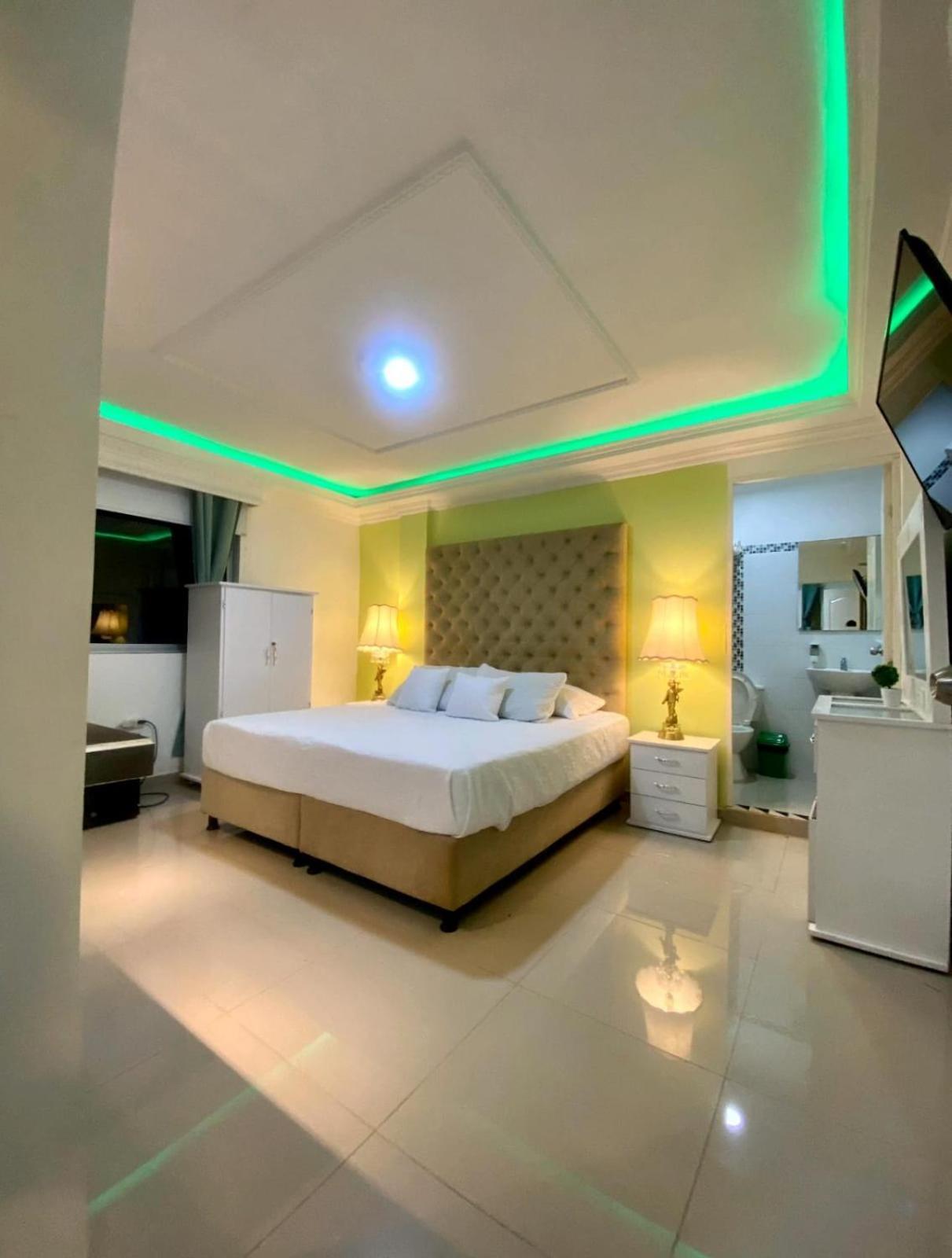 Hotel West California Puerto Espejo Ngoại thất bức ảnh